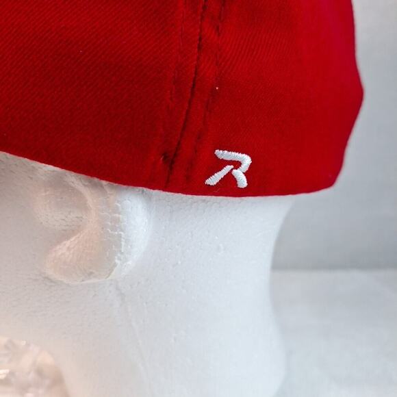 Wisconsin Badgers Red Hat - Embroidered White W Size Large/XL NCAA Big 10 - Picture 4 of 9